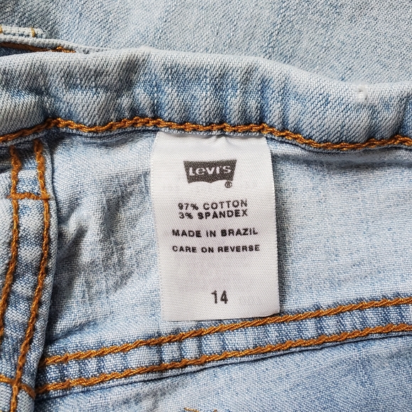 Levi's Woman's Denim Jean Shorts Size 14 - Picture 6 of 6